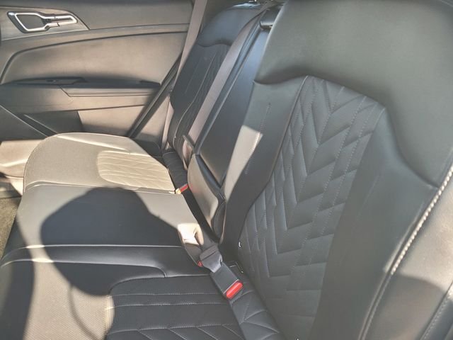 Used 2024 White Kia X-Line image 15