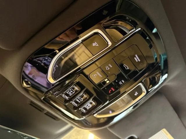 Used 2023 Gray Maserati Modena image 25