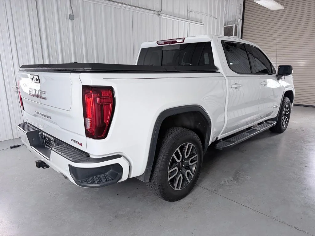 Used 2023 White GMC AT4 image 5