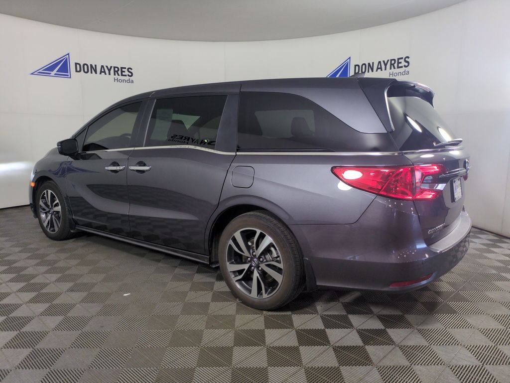 Certified Used 2024 Modern Steel Metallic Honda Touring image 4