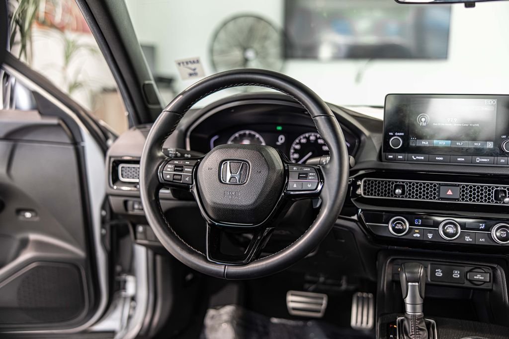 Used 2025 Silver Honda Sport image 33