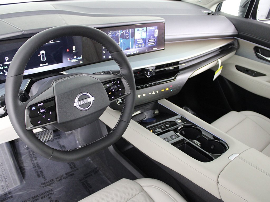 New 2026 Everest White Pearl Tricoat Nissan SL image 16
