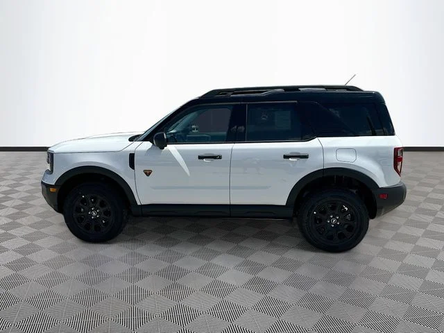 New 2026 Oxford White Ford Badlands image 3