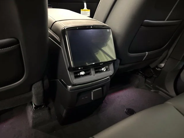 2027 Cadillac VISTIQ Luxury - Photo 22