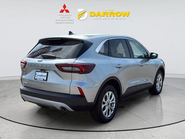 Used 2023 Silver Ford Active image 5