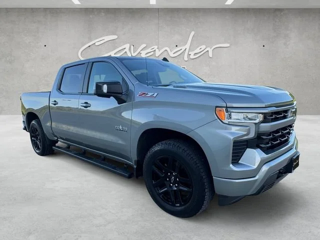 Used 2023 STERLING GRAY METALLIC Chevrolet RST image 2