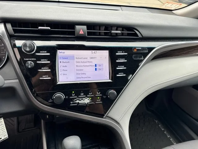 Used 2018 Midnight Black Metallic Toyota LE image 19