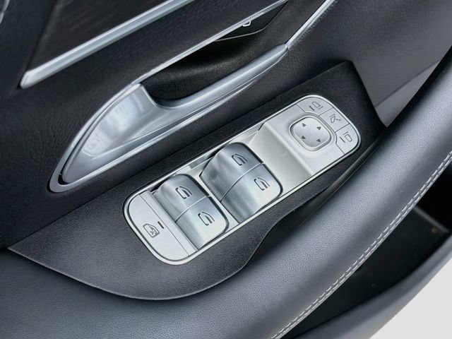 Used 2025 MANUFAKTUR Alpine Gray Mercedes-Benz AMG® GLE 53 image 22