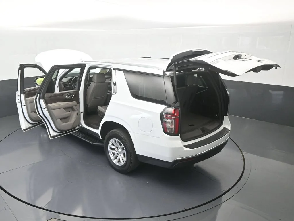 Used 2024 Summit White Chevrolet LT image 64