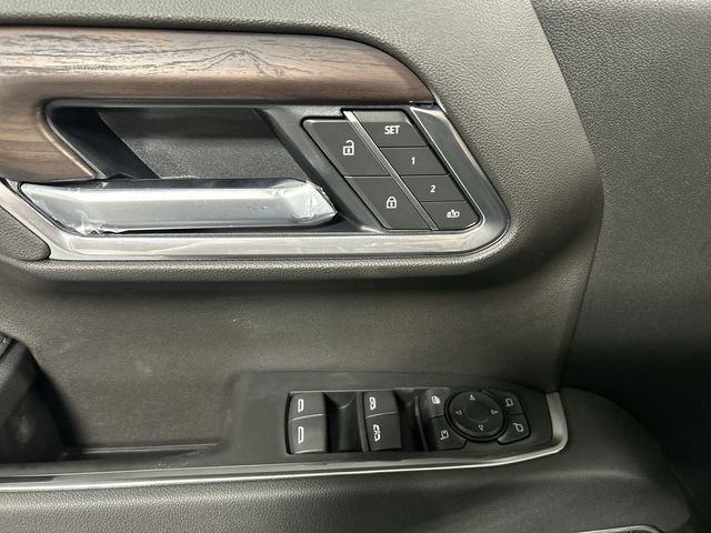 New 2026 Onyx Black GMC SLT image 13