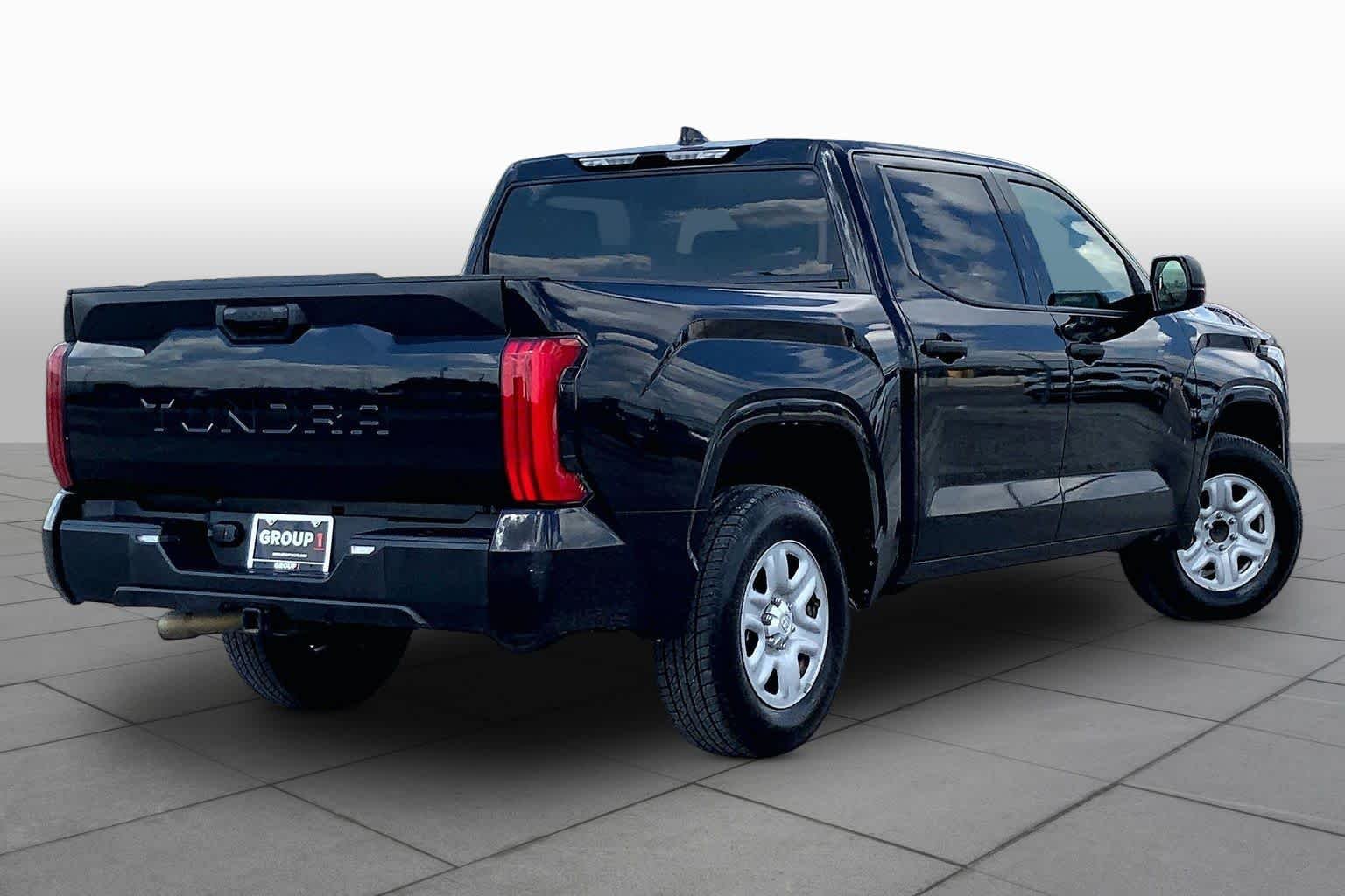 Used 2022 Midnight Black Metallic Toyota SR image 13