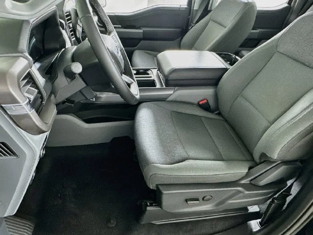 New 2026 Black Ford XLT image 9