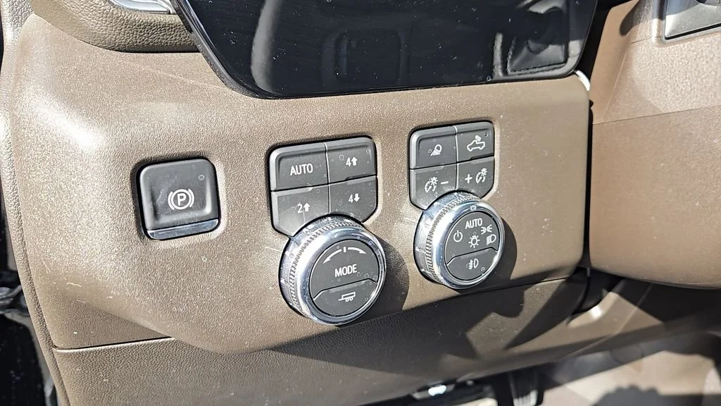 2026 GMC Sierra 1500 SLT - Photo 21