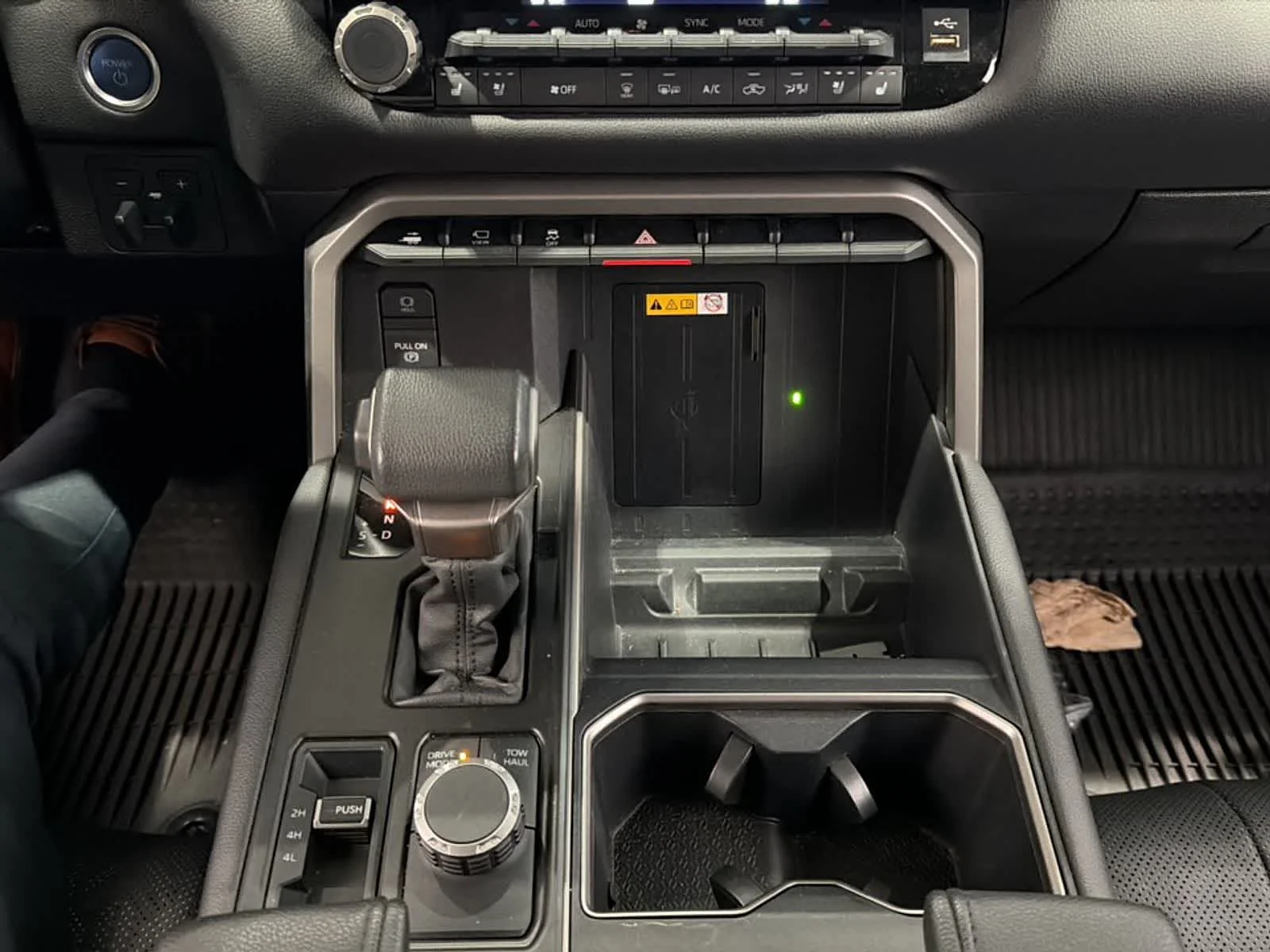 Used 2024 Wind Chill Pearl Toyota Limited Hybrid image 17