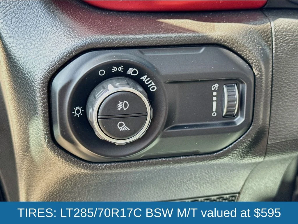 Used 2023 Black Jeep Rubicon image 12