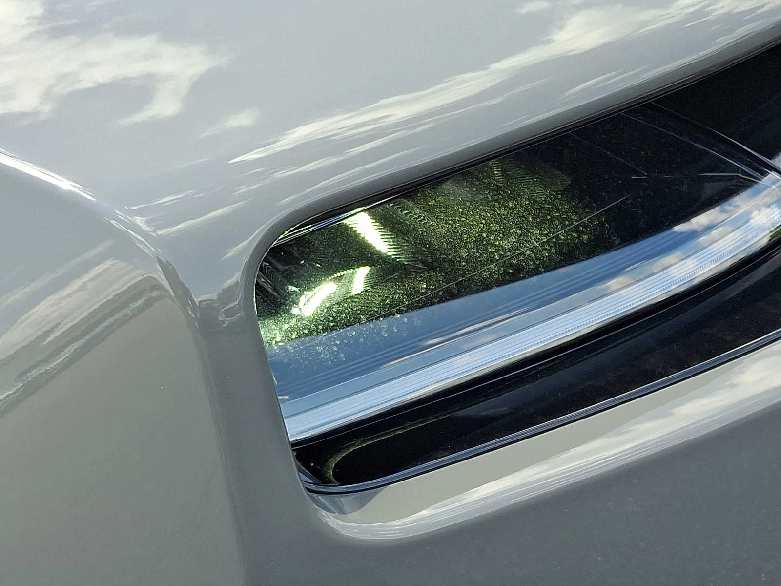 Used 2025 Destroyer Gray Dodge R/T image 9
