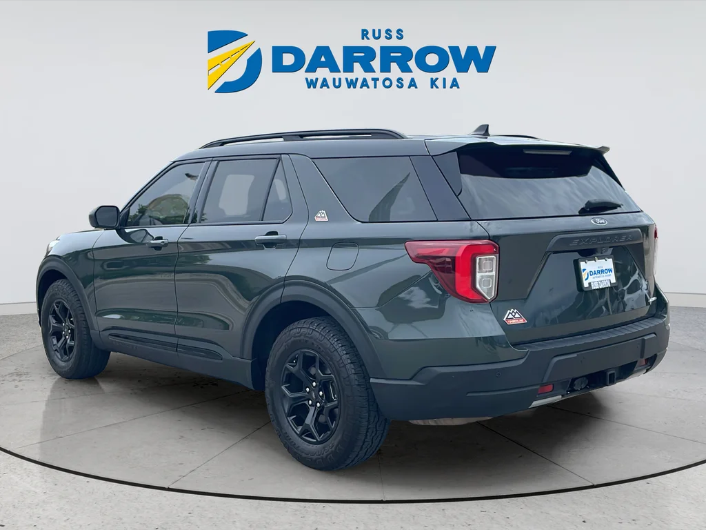 Used 2022 Green Ford Timberline image 3