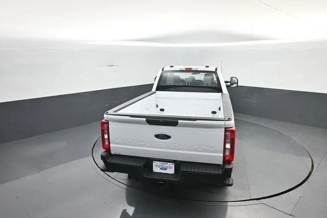 New 2026 Oxford White Ford F-350® XL image 25