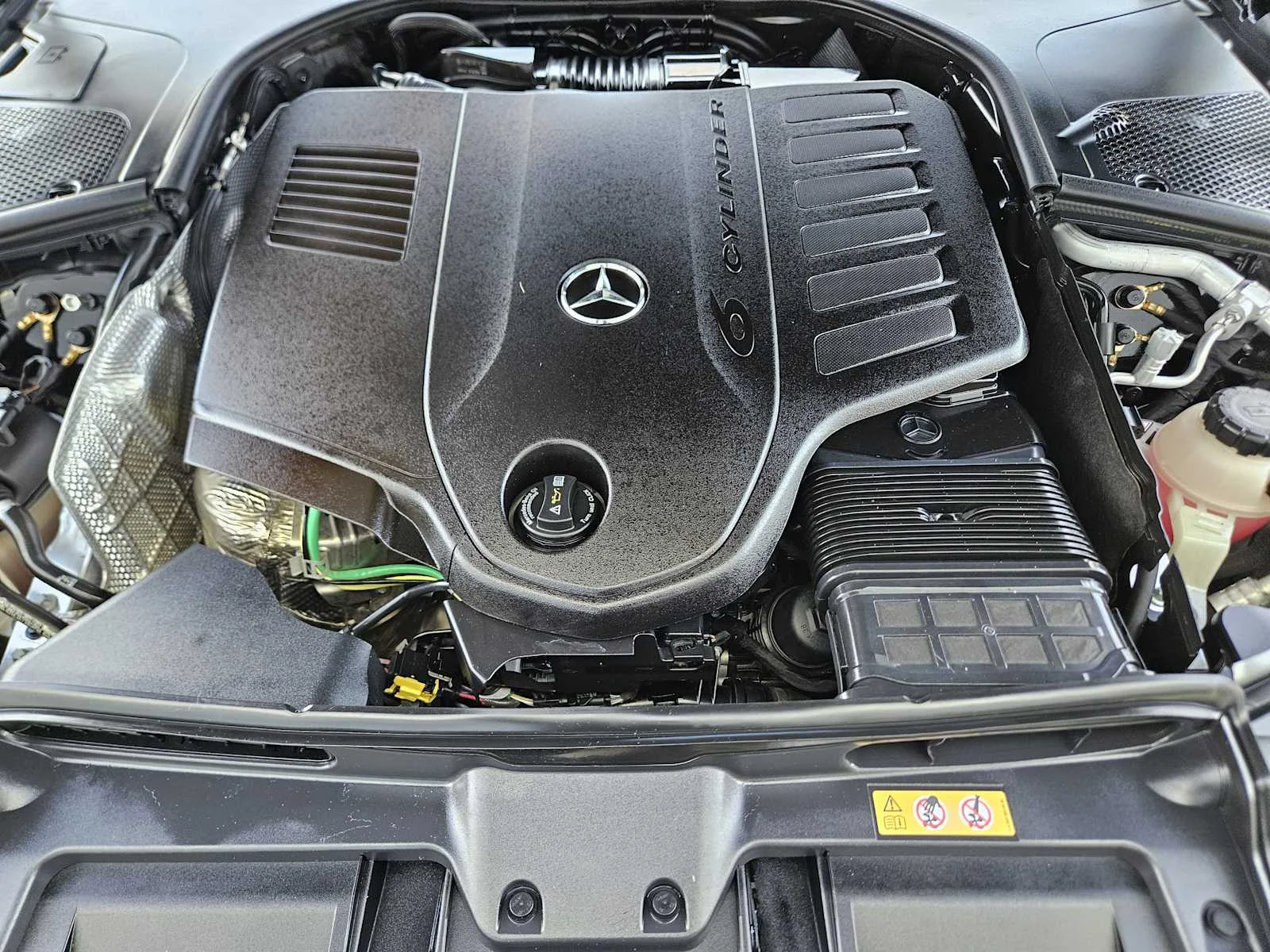 Used 2024 Obsidian Black Metallic Mercedes-Benz S 500 image 23