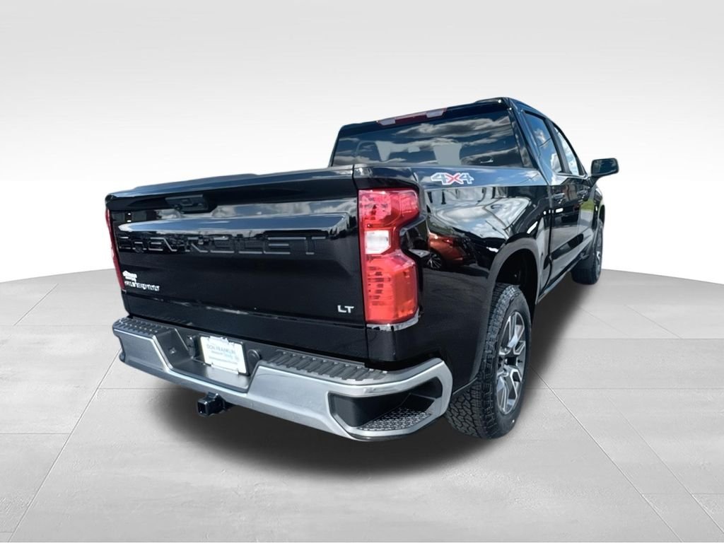 Used 2023 Black Chevrolet LT image 8