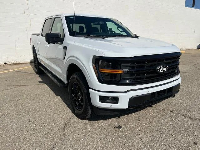 New 2026 Oxford White Ford XLT image 38
