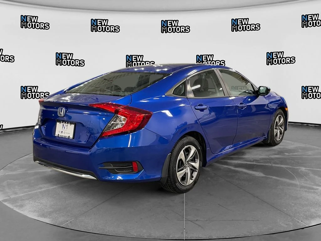 Used 2019  Honda LX image 5