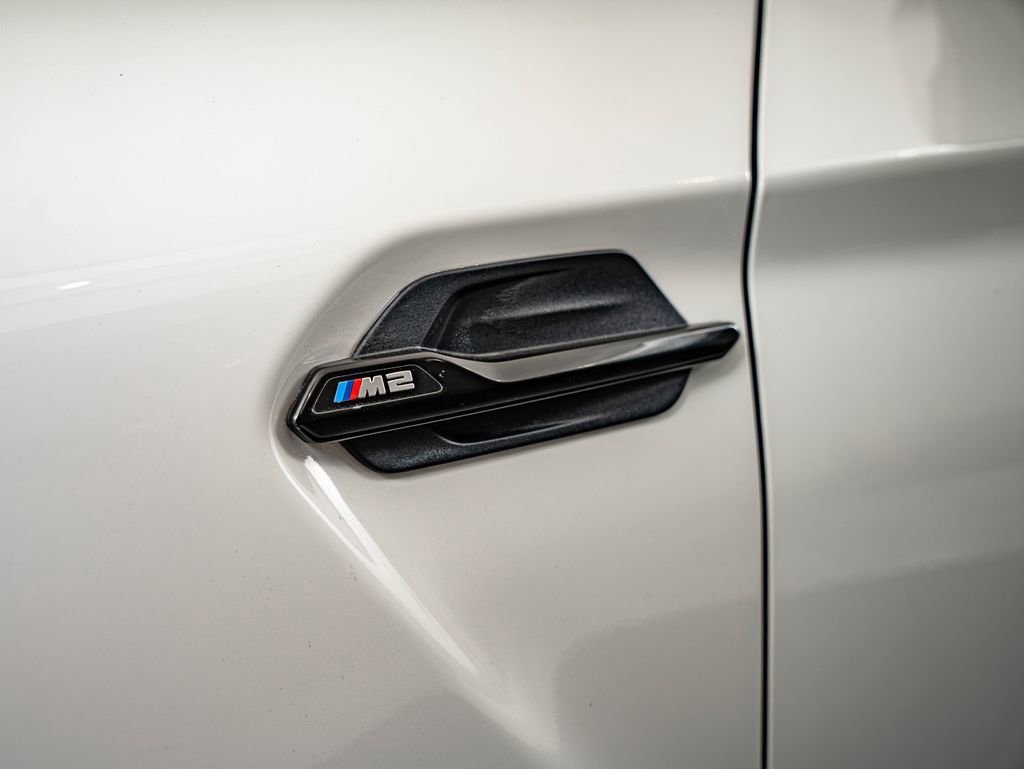 Used 2020 Alpine White BMW Competition image 10