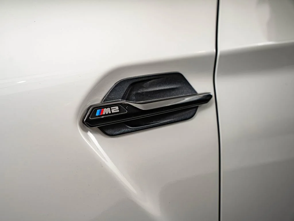 Used 2020 Alpine White BMW Competition image 10