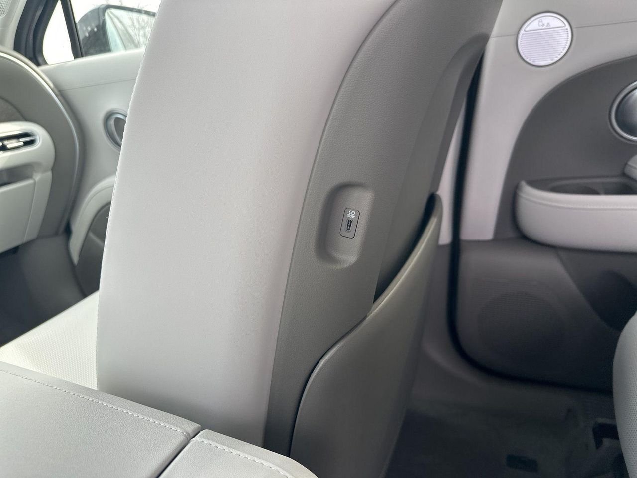 New 2026 Black Hyundai SEL Premium 7P image 100