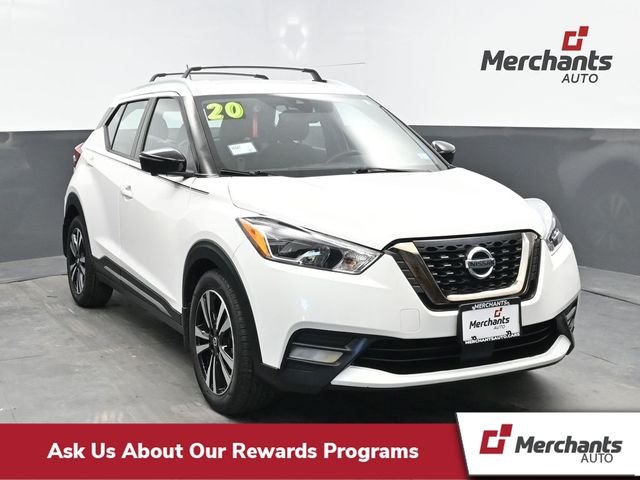 2020 Nissan Kicks SR