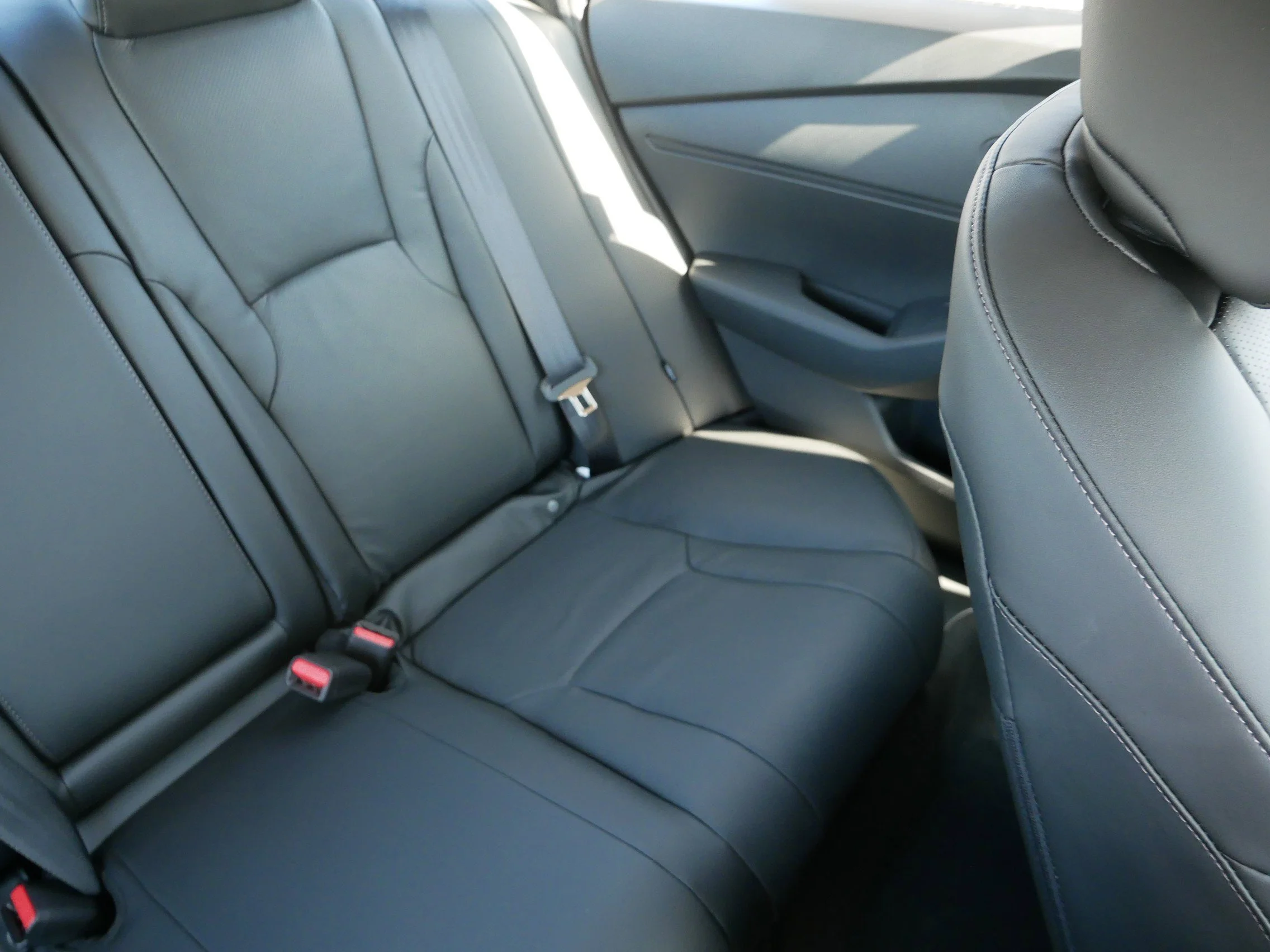 New 2026 Urban Gray Pearl Honda EX-L image 14