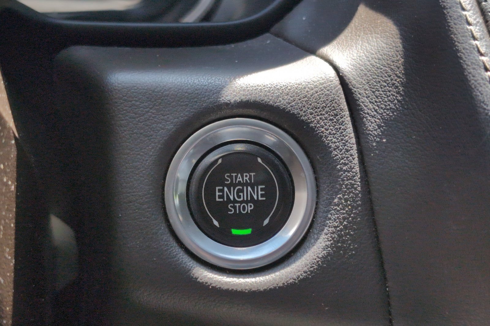 Used 2021 ONYX BLACK GMC SLT image 24