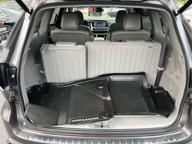 Used 2017 Gray Toyota Limited image 24