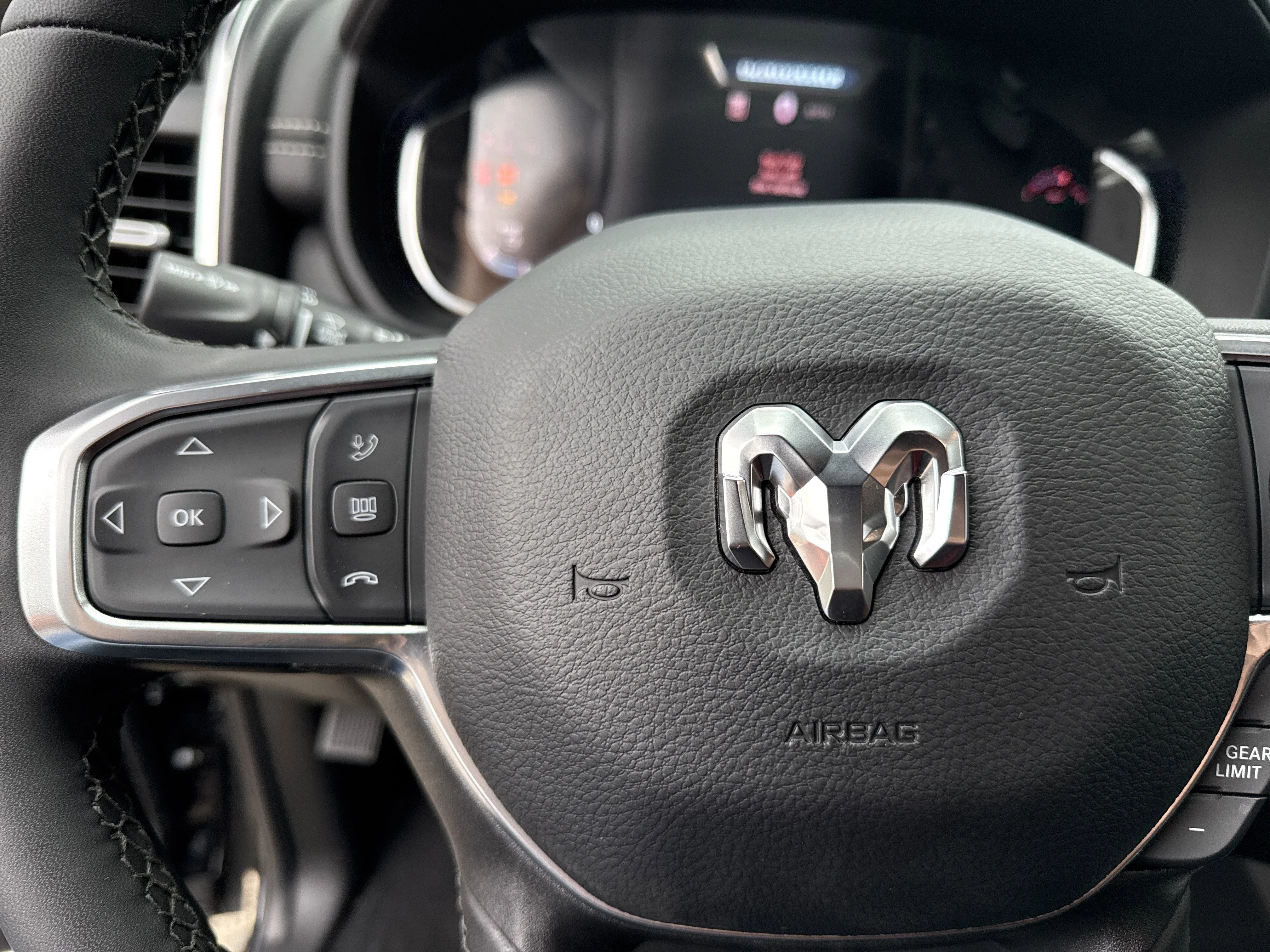 2025 RAM 2500 Laramie - Photo 26