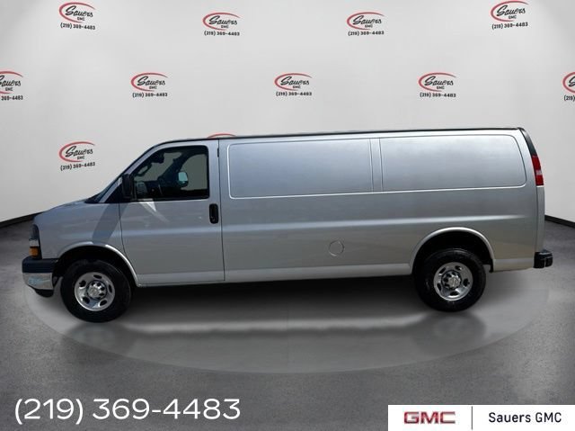 2024 Chevrolet Express Cargo Work Van - Photo 3