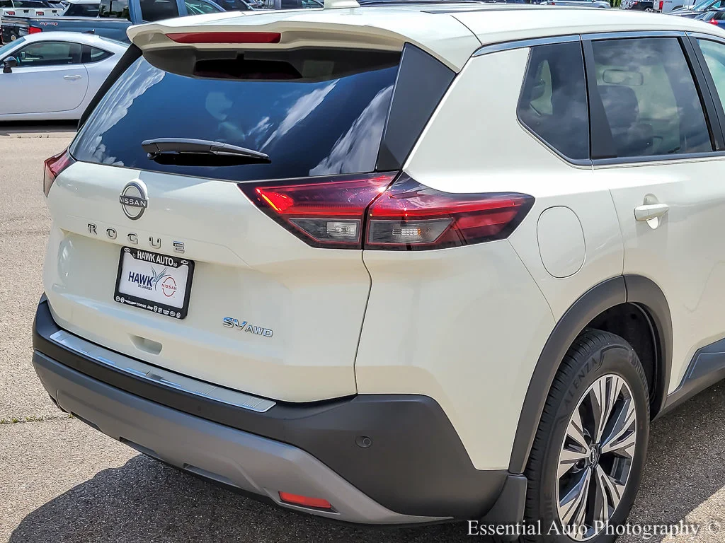 Used 2023 Pearl White Tricoat Nissan SV image 6