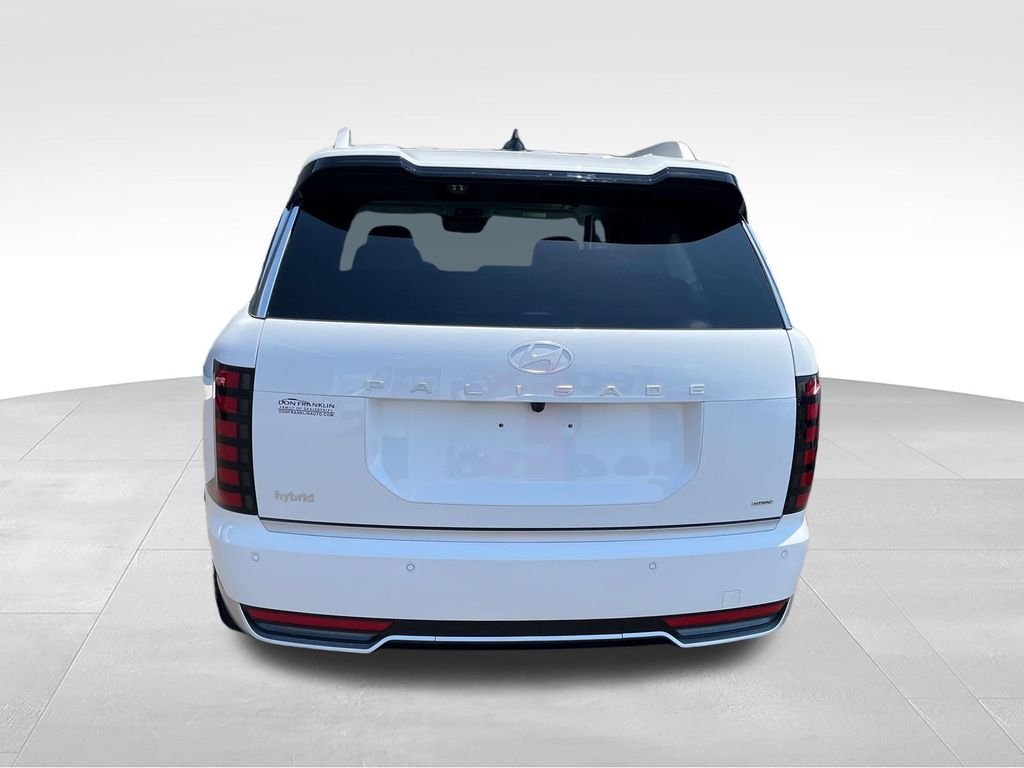 Used 2026 White Hyundai Calligraphy image 4