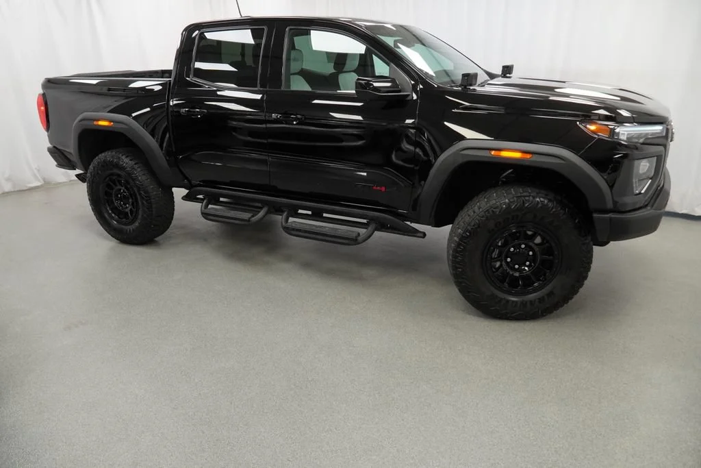 Used 2024 Onyx Black GMC AT4X image 6