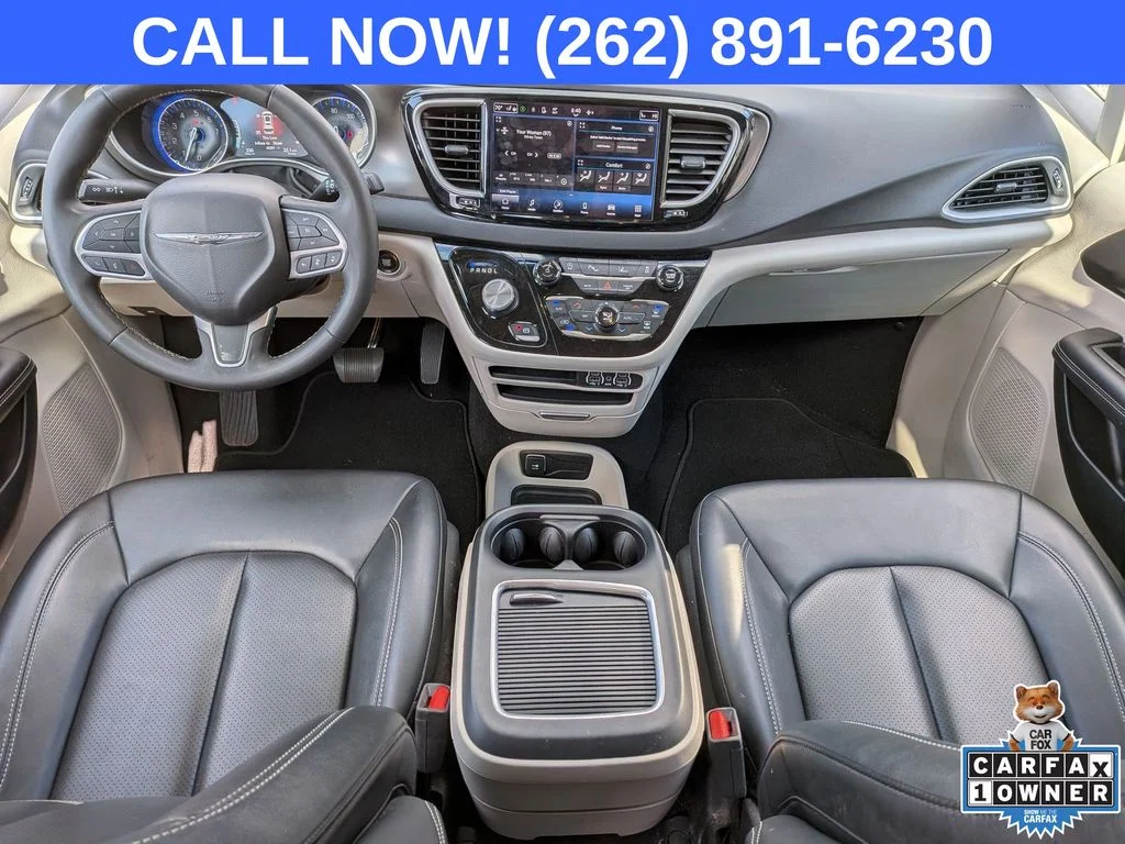 Used 2024 Black Chrysler Touring L image 24