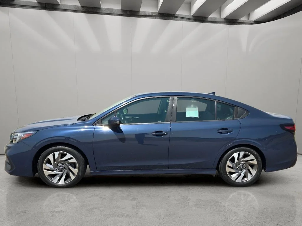 Used 2023 Cosmic Blue Pearl Subaru Limited image 2