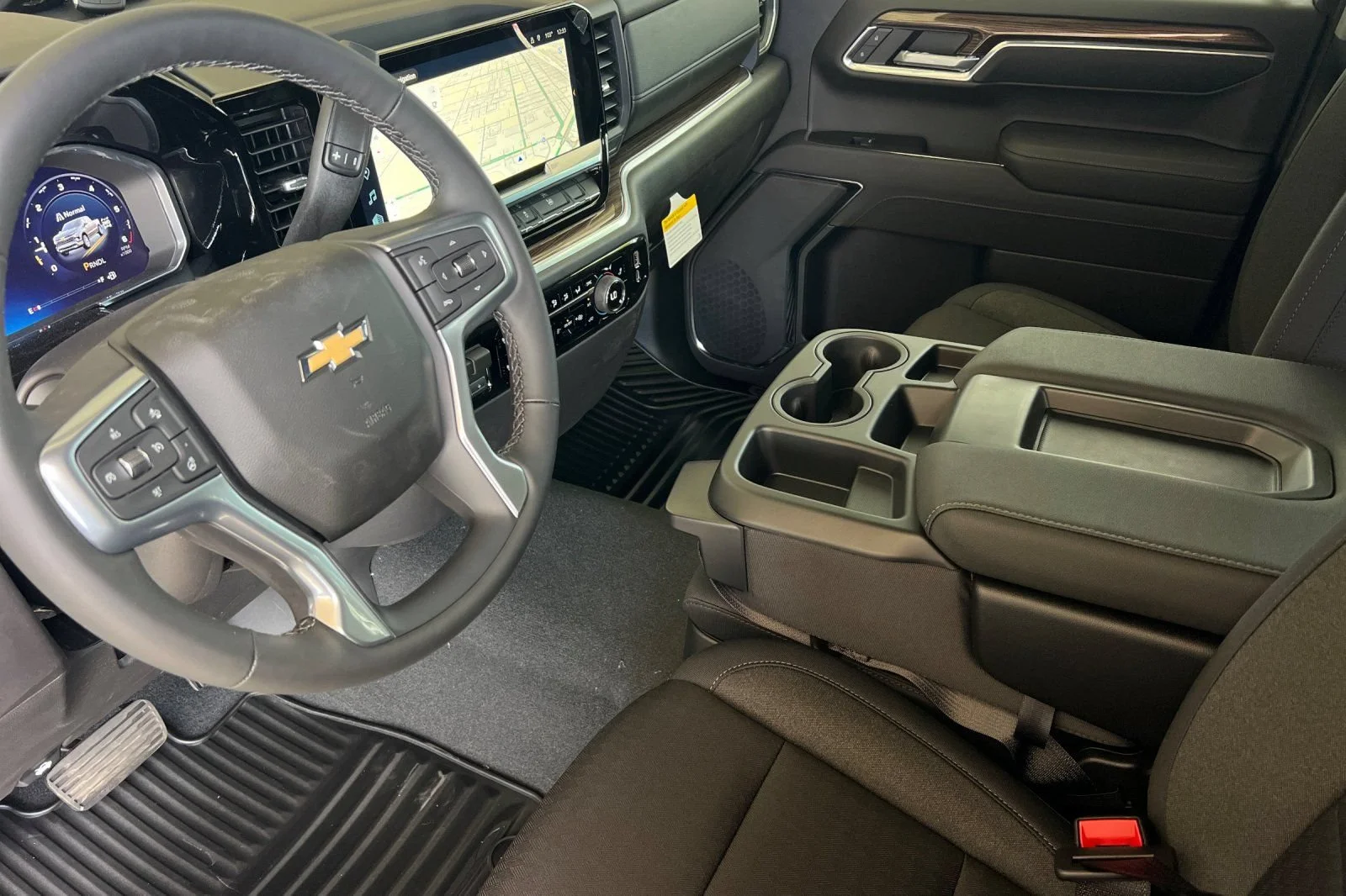 New 2026 Summit White Chevrolet LT (2FL) image 10