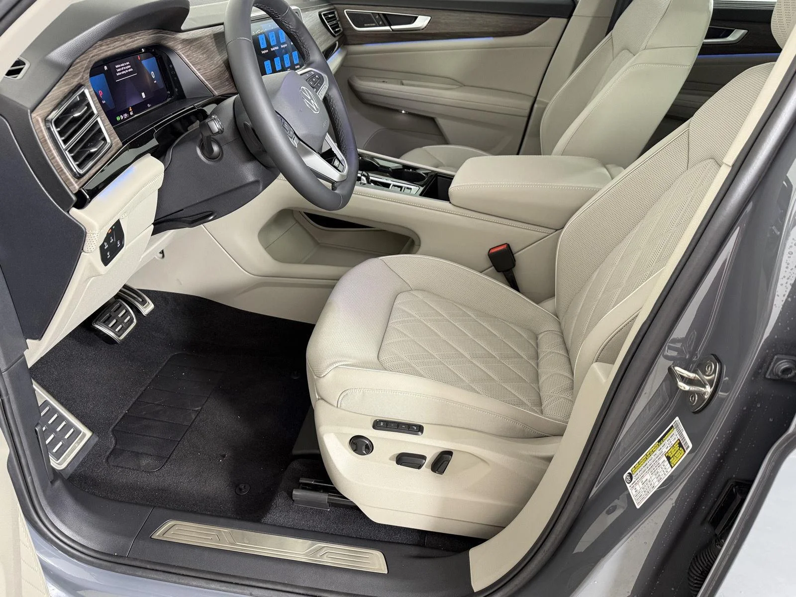 New 2026 Pure Gray Volkswagen 2.0T SEL Premium R-Line image 8