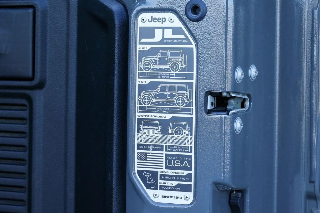 Used 2020 Gray Jeep Rubicon image 43