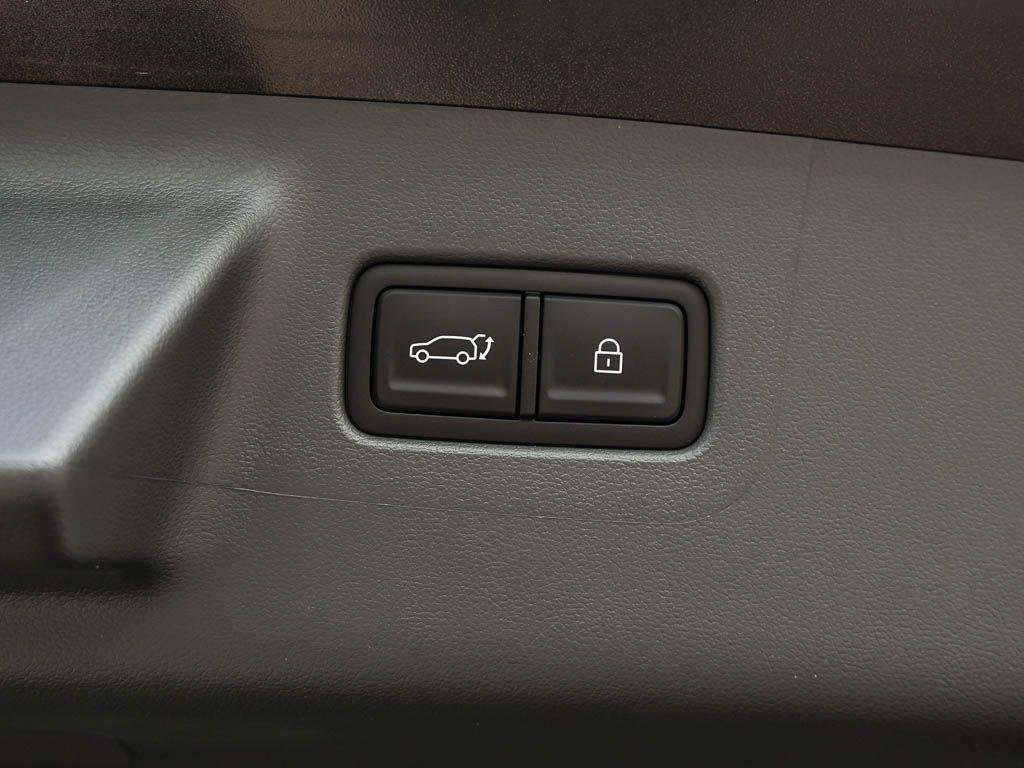 New 2026 Serenity White Hyundai SEL AWD image 36