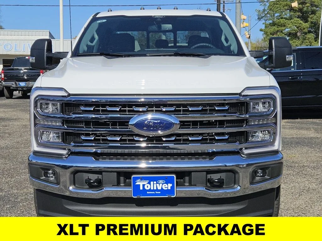 2026 Ford F-250 Super Duty XLT - Photo 3