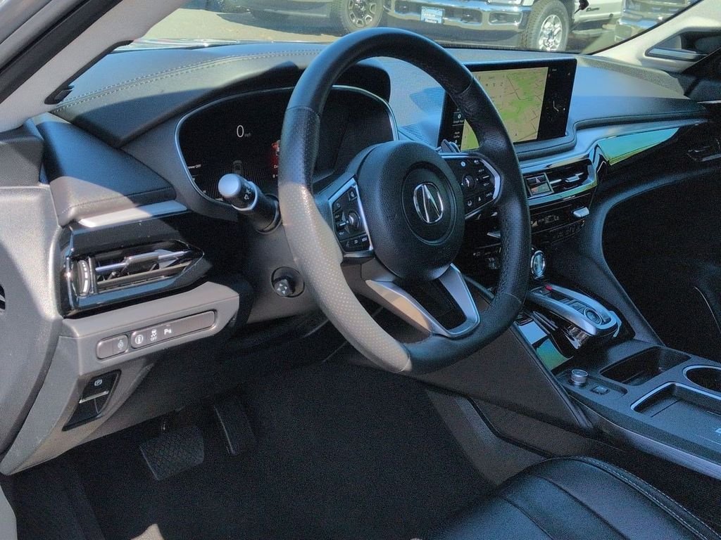 Certified Used 2025 Silver Acura Technology Package image 12