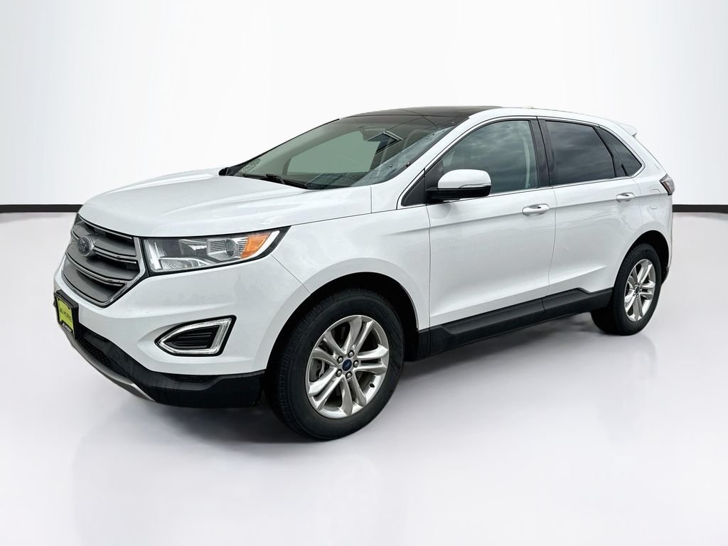 Used 2016 White Ford SEL image 1