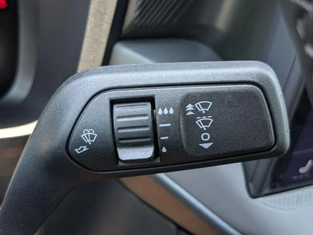 New 2026 Space White Metallic Ford Lariat image 61