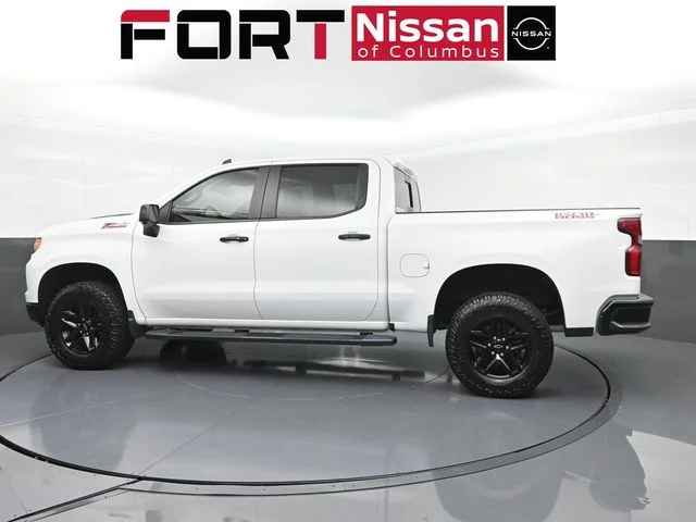 Used 2022 White Chevrolet LT Trail Boss image 4