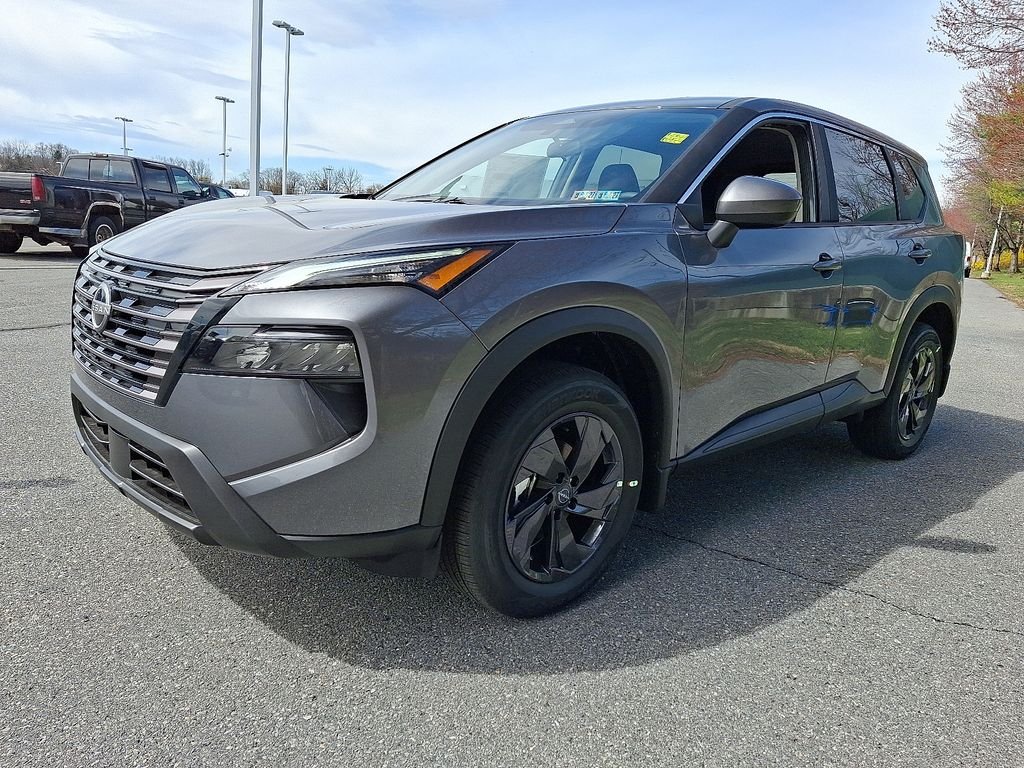 2026 Nissan Rogue — photo 2